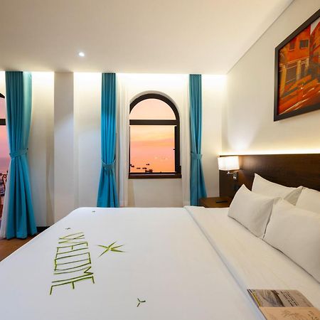 Roma Hotel Phu Quoc - Free Airport Shuttle & Sunset Town Tour Exteriör bild