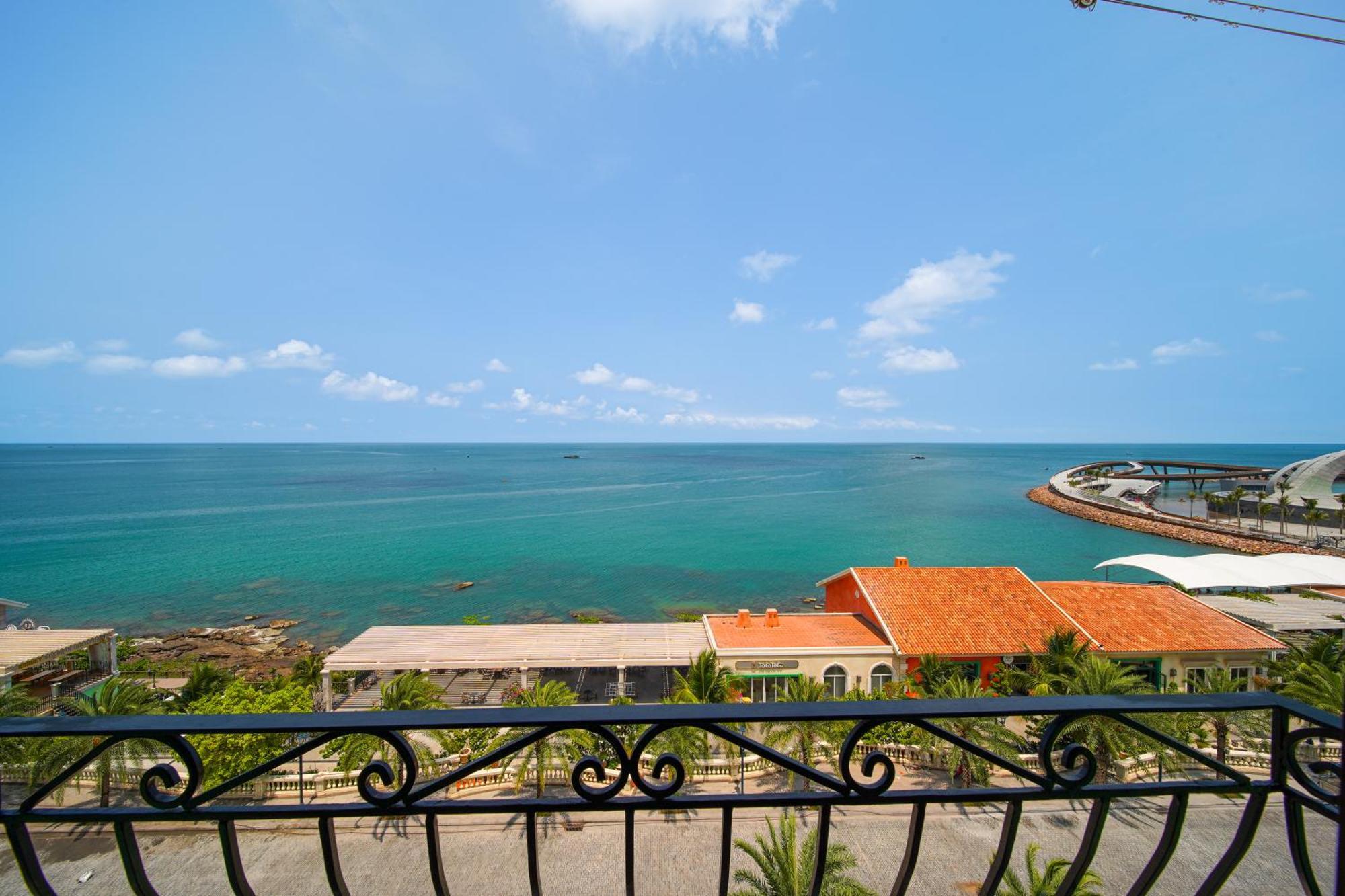 Roma Hotel Phu Quoc - Free Airport Shuttle & Sunset Town Tour Exteriör bild