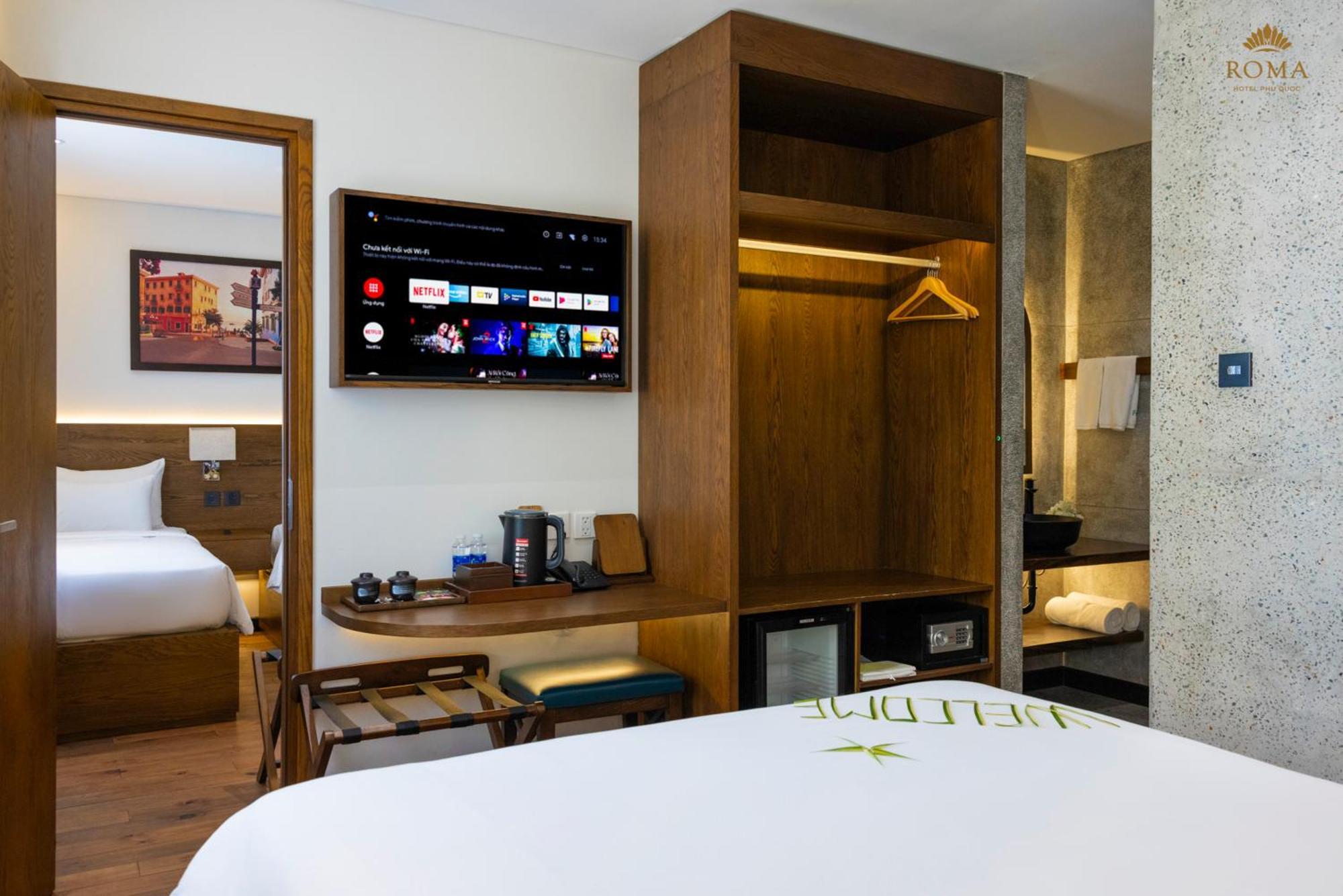 Roma Hotel Phu Quoc - Free Airport Shuttle & Sunset Town Tour Exteriör bild